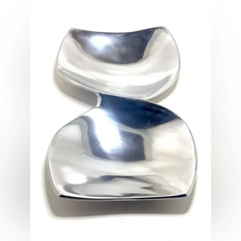 Ihi India Polished Aluminum Double Serving Bowl. - Picture 3 of 5